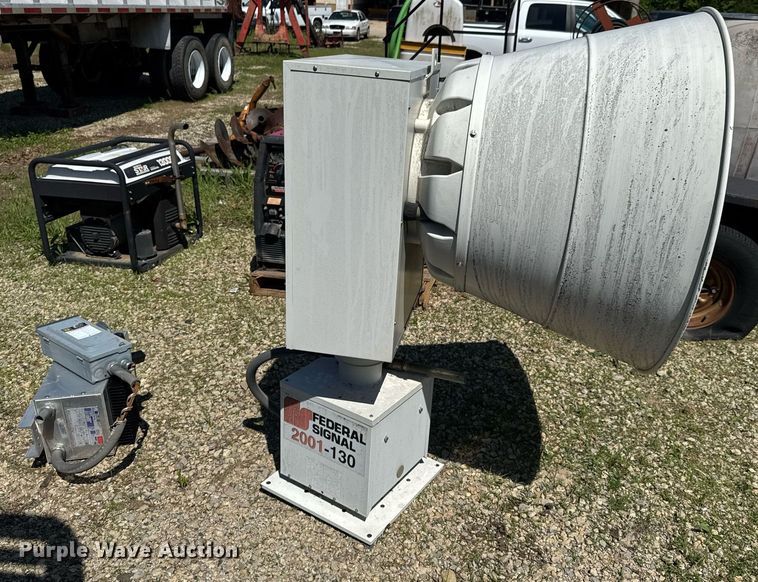 image for item DU9107 Federal Signal Corporation 2001-130 warning siren