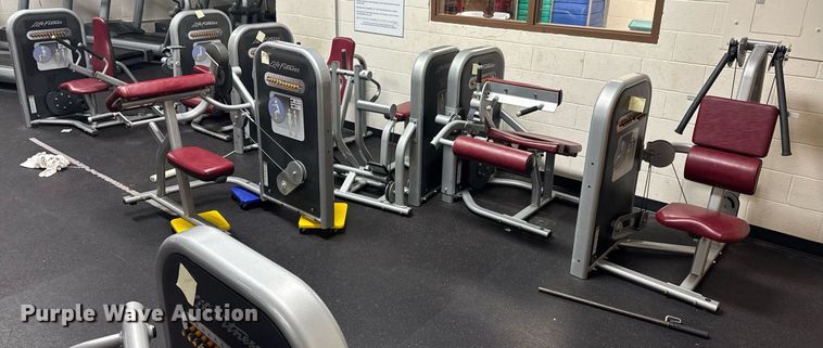 image for item DU9150 Life Fitness exercise equipment