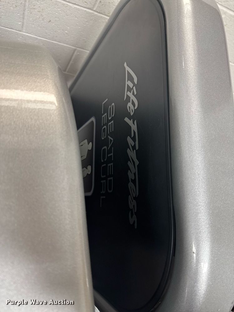 image for item DU9150 Life Fitness exercise equipment