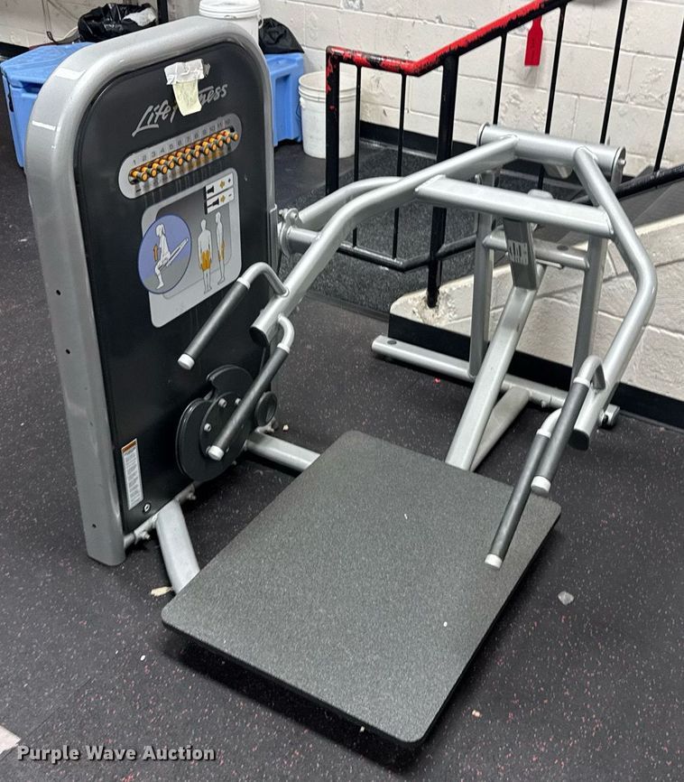 image for item DU9150 Life Fitness exercise equipment