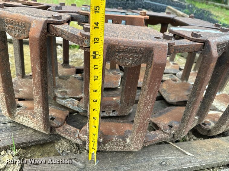 image for item DU9153 Bobcat skid steer tracks