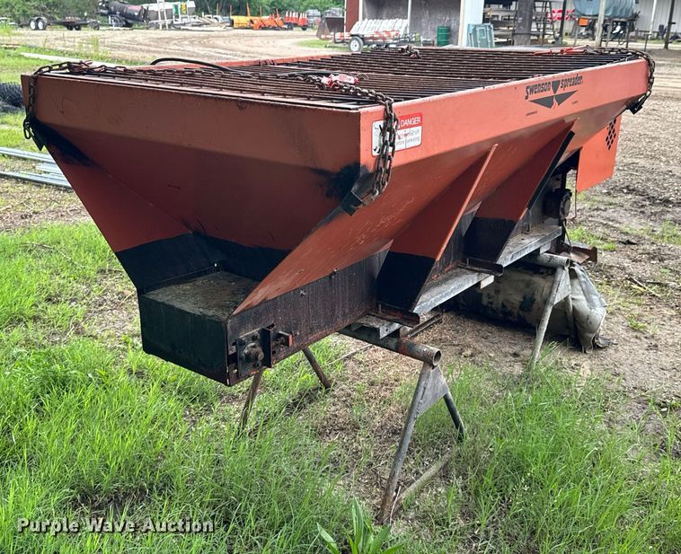 image for item DU9155 Swenson spreader