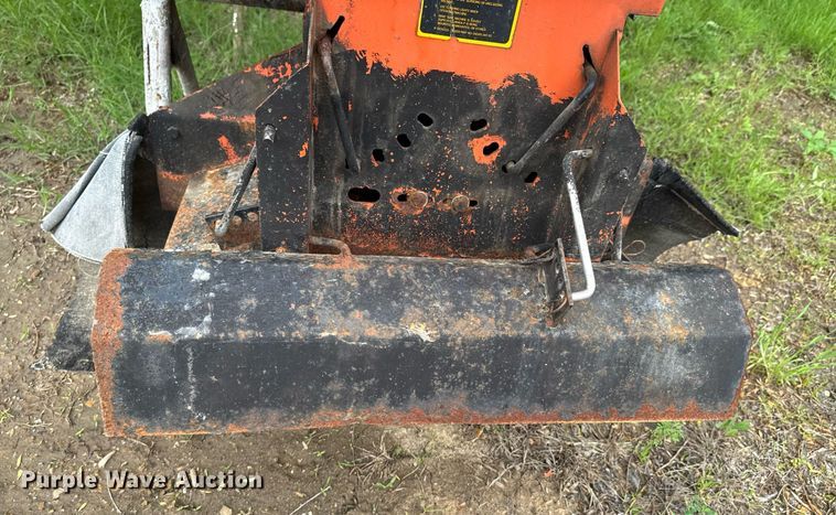 image for item DU9155 Swenson spreader