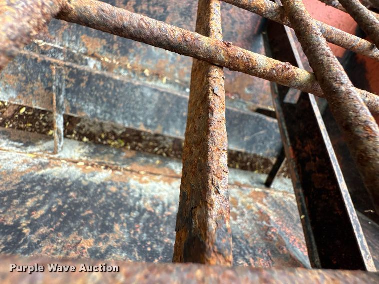 image for item DU9155 Swenson spreader