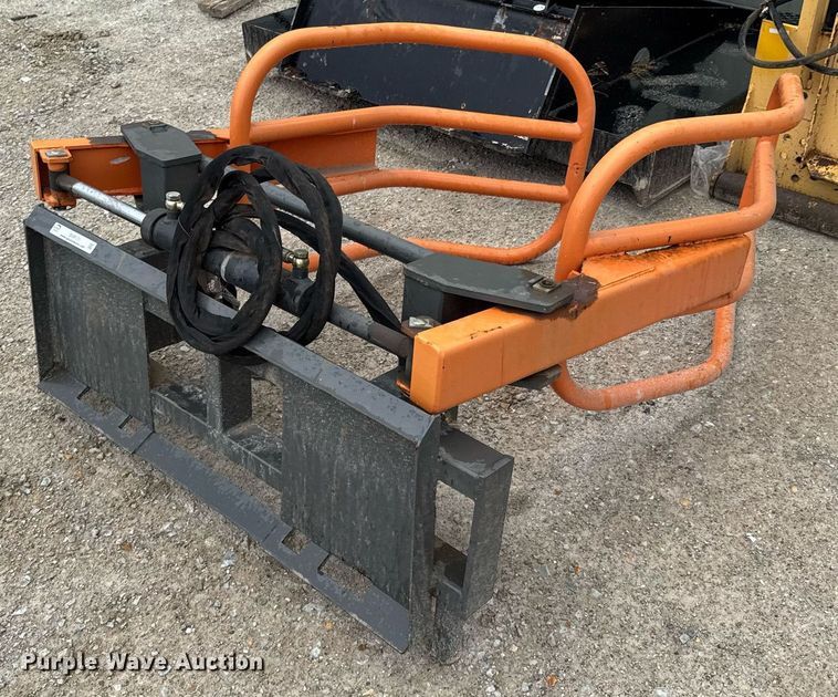 image for item DU9171 FHM BG130-A skid steer bale grabber