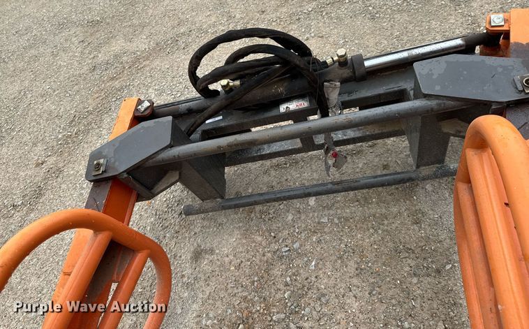image for item DU9171 FHM BG130-A skid steer bale grabber