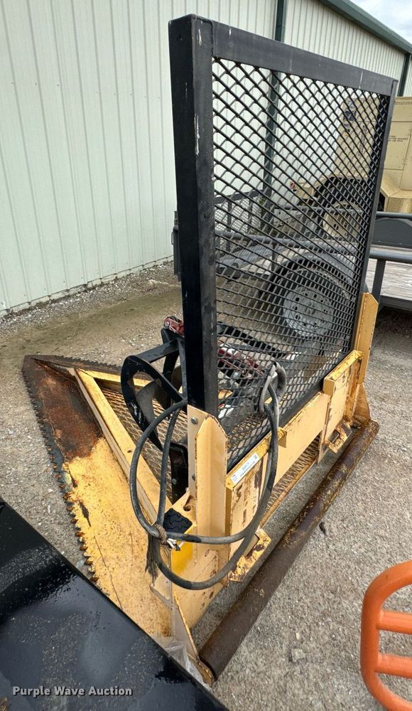 image for item DU9173 Roothog skid steer tree saw