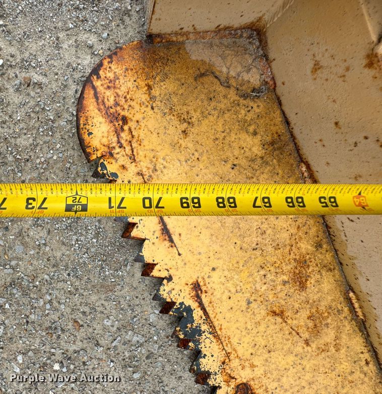 image for item DU9173 Roothog skid steer tree saw