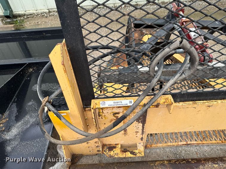 image for item DU9173 Roothog skid steer tree saw