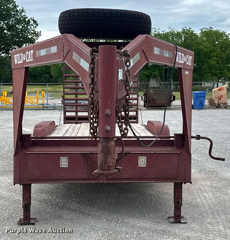 image for item DU9174 2005 Wild Cat equipment trailer