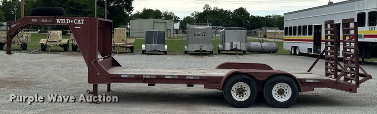 image for item DU9174 2005 Wild Cat equipment trailer