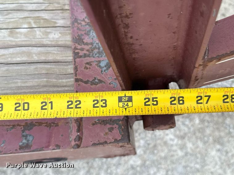 image for item DU9174 2005 Wild Cat equipment trailer