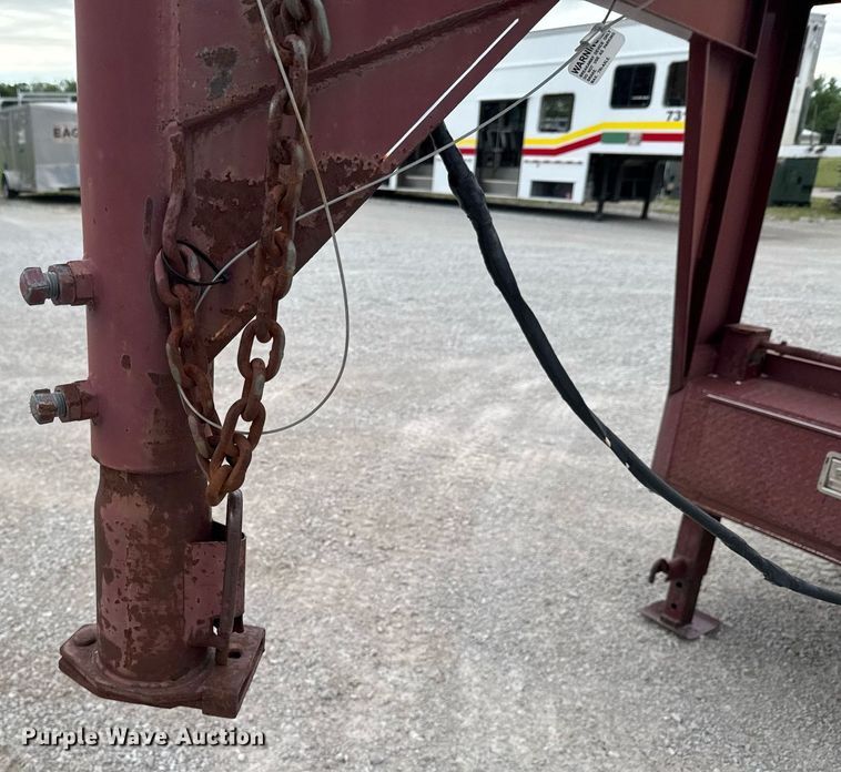 image for item DU9174 2005 Wild Cat equipment trailer