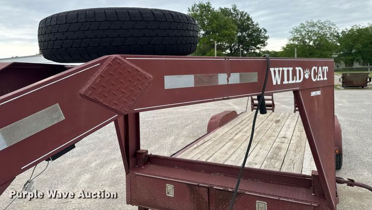image for item DU9174 2005 Wild Cat equipment trailer