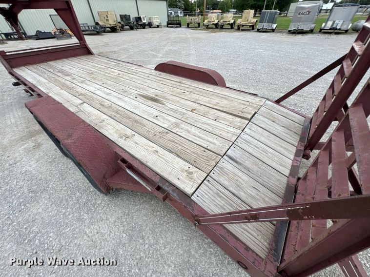 image for item DU9174 2005 Wild Cat equipment trailer