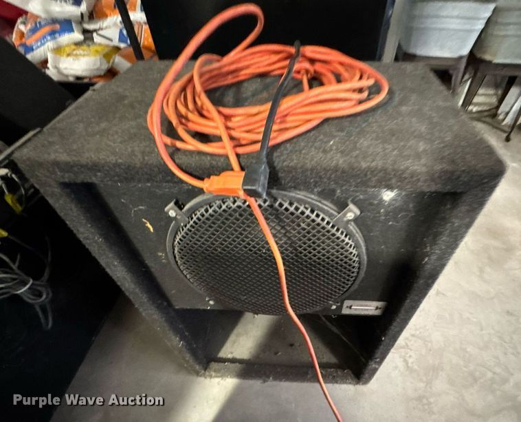 image for item DU9176 (6) Creative Acoustics speakers