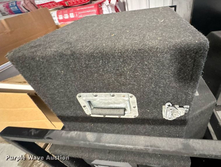 image for item DU9176 (6) Creative Acoustics speakers