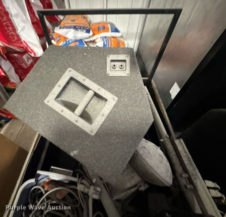 image for item DU9176 (6) Creative Acoustics speakers