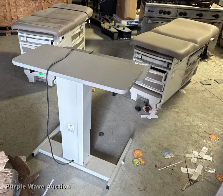 image for item DU9182 (2) Ritter 204 examination tables