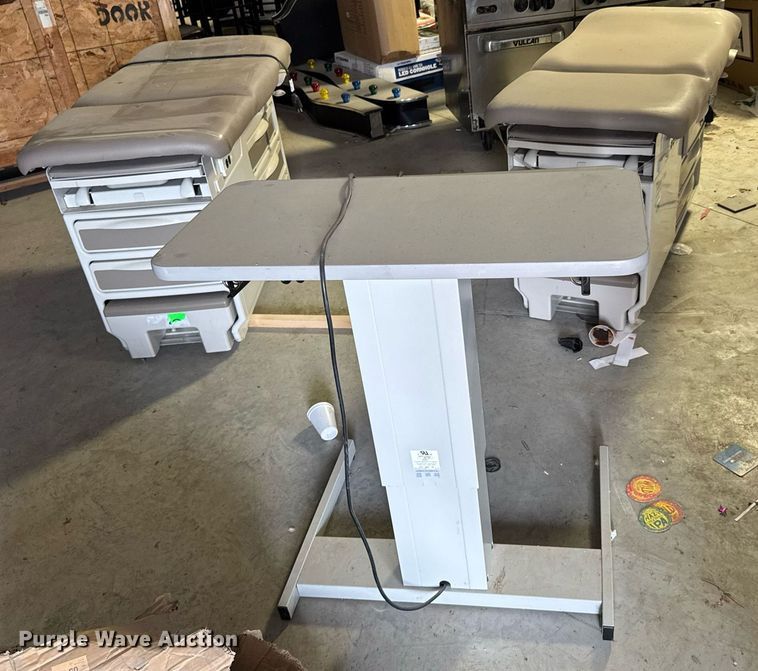 image for item DU9182 (2) Ritter 204 examination tables