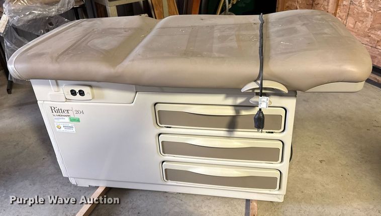 image for item DU9182 (2) Ritter 204 examination tables