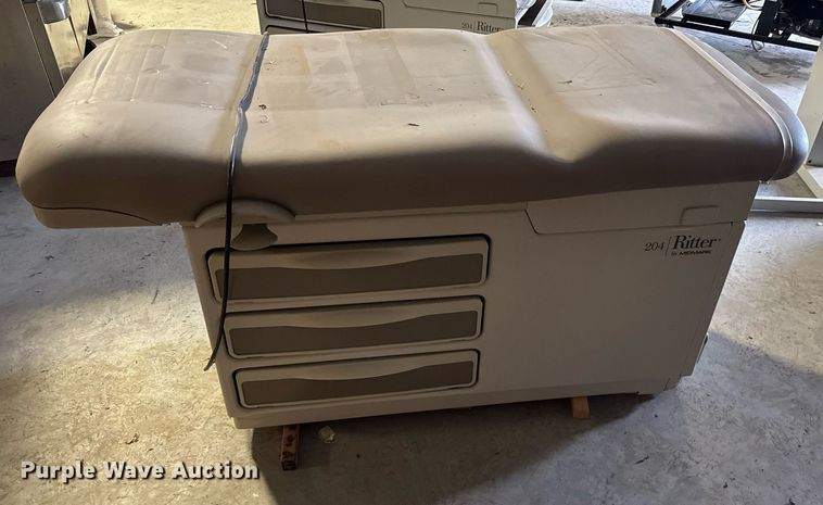 image for item DU9182 (2) Ritter 204 examination tables