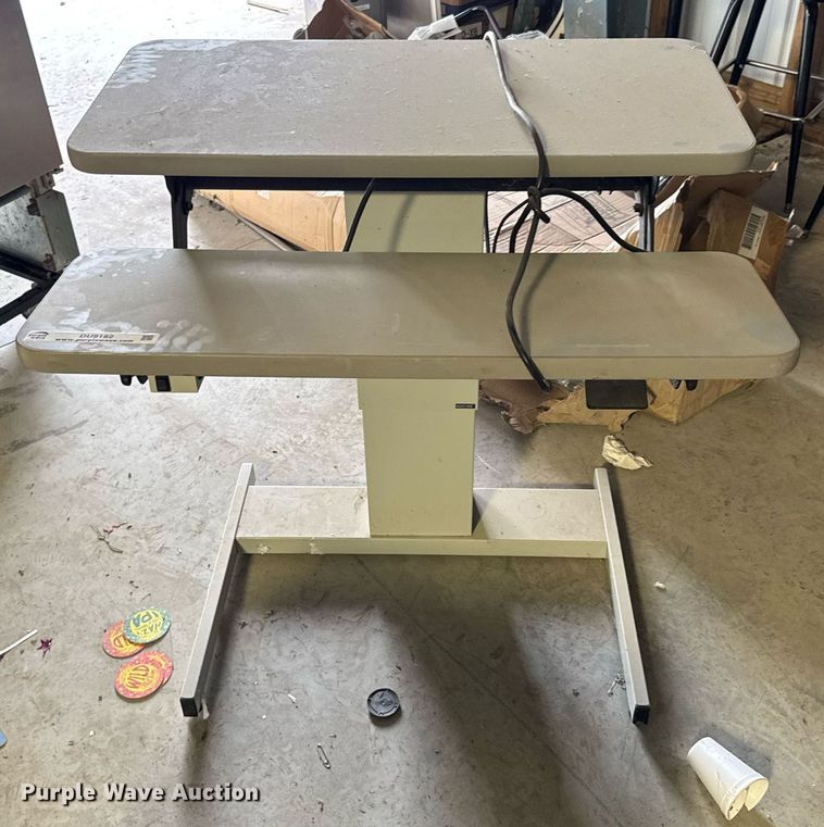 image for item DU9182 (2) Ritter 204 examination tables