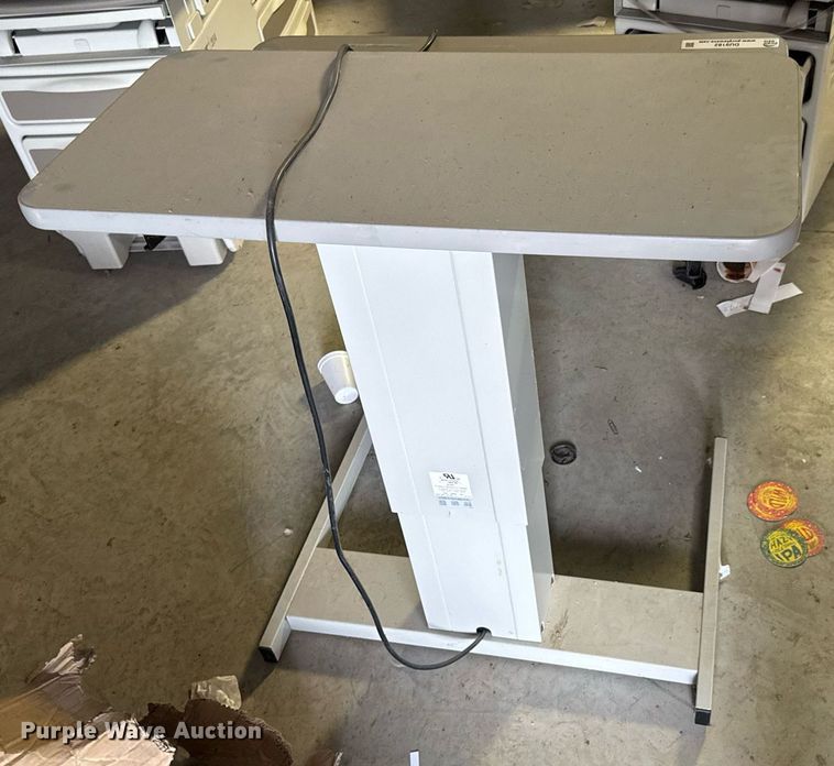 image for item DU9182 (2) Ritter 204 examination tables