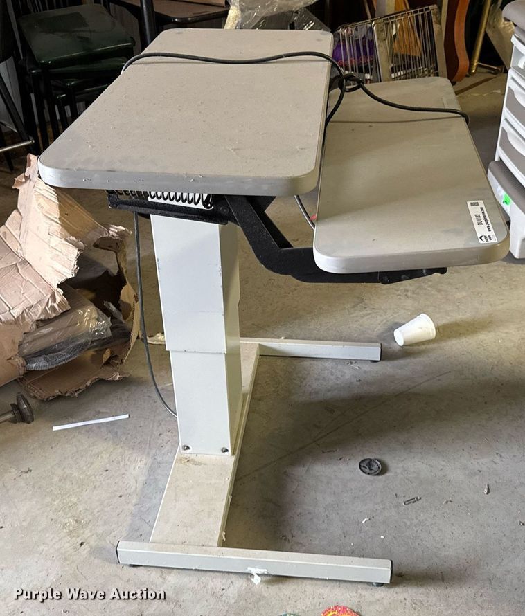 image for item DU9182 (2) Ritter 204 examination tables