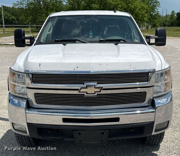 image for item DU9188 2008 Chevrolet Silverado 2500HD LTZ Crew Cab pickup truck
