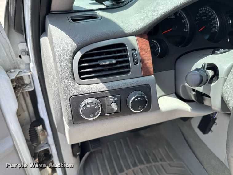 image for item DU9188 2008 Chevrolet Silverado 2500HD LTZ Crew Cab pickup truck