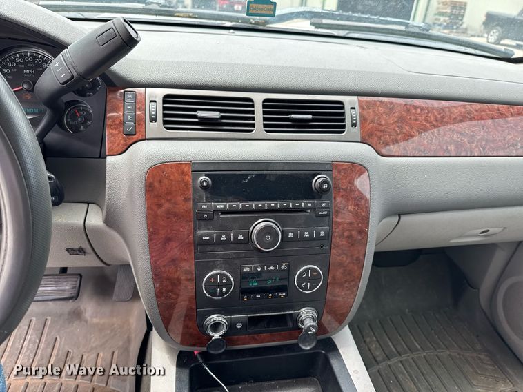 image for item DU9188 2008 Chevrolet Silverado 2500HD LTZ Crew Cab pickup truck