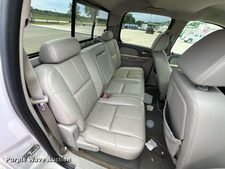 image for item DU9188 2008 Chevrolet Silverado 2500HD LTZ Crew Cab pickup truck