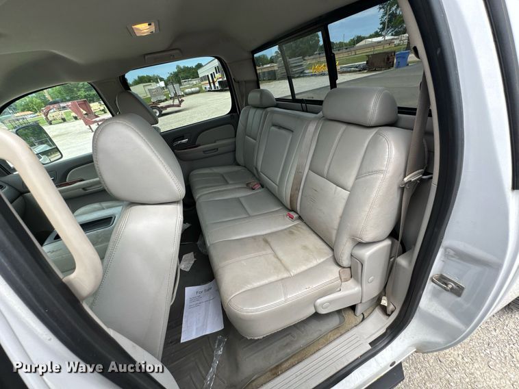 image for item DU9188 2008 Chevrolet Silverado 2500HD LTZ Crew Cab pickup truck