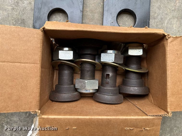 image for item DU9752 John Deere 6145M MFWD tractor