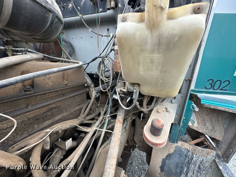 image for item DU9755 1988 Kenworth T60 semi truck