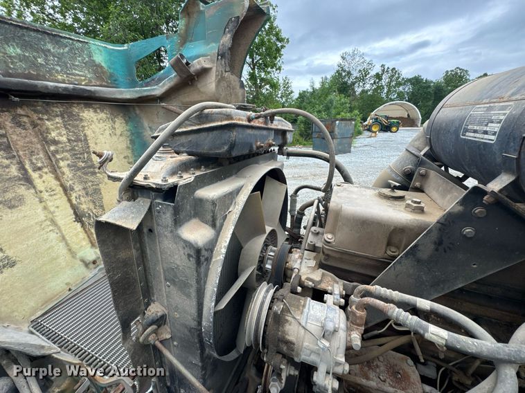 image for item DU9755 1988 Kenworth T60 semi truck