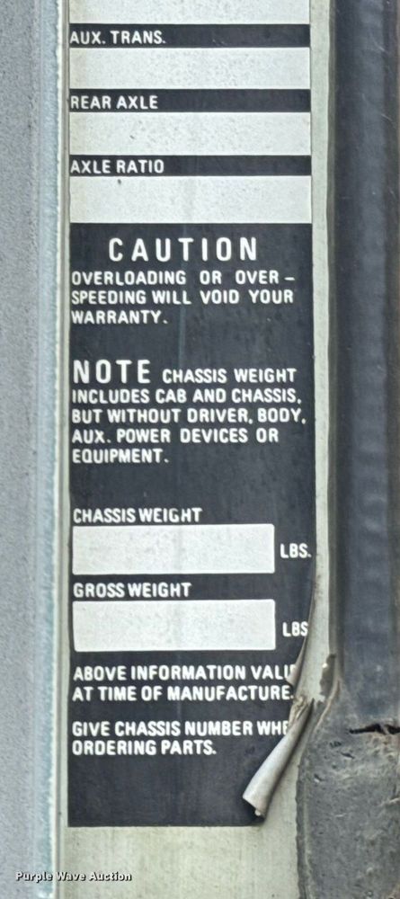 image for item DU9755 1988 Kenworth T60 semi truck