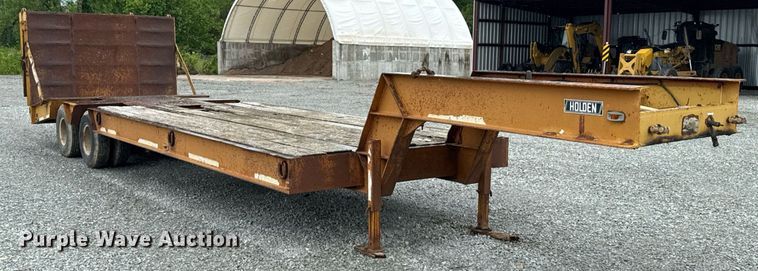 image for item DU9756 1986 Holden HLB36225 equipment trailer