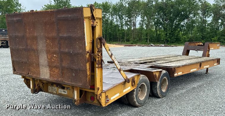 image for item DU9756 1986 Holden HLB36225 equipment trailer