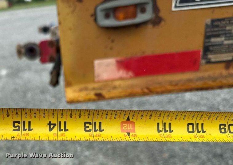 image for item DU9756 1986 Holden HLB36225 equipment trailer