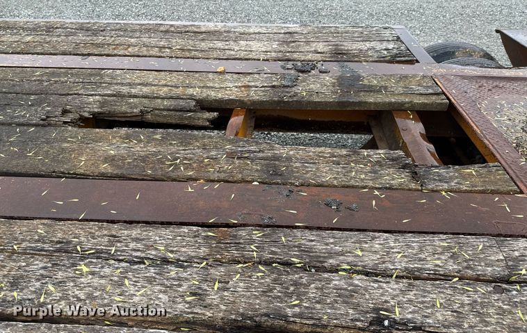 image for item DU9756 1986 Holden HLB36225 equipment trailer