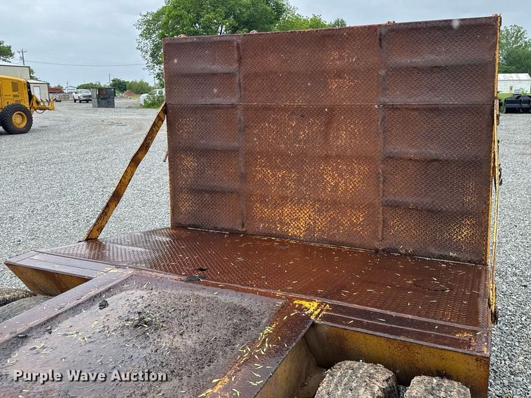 image for item DU9756 1986 Holden HLB36225 equipment trailer