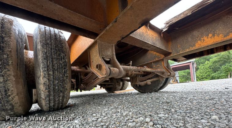 image for item DU9756 1986 Holden HLB36225 equipment trailer