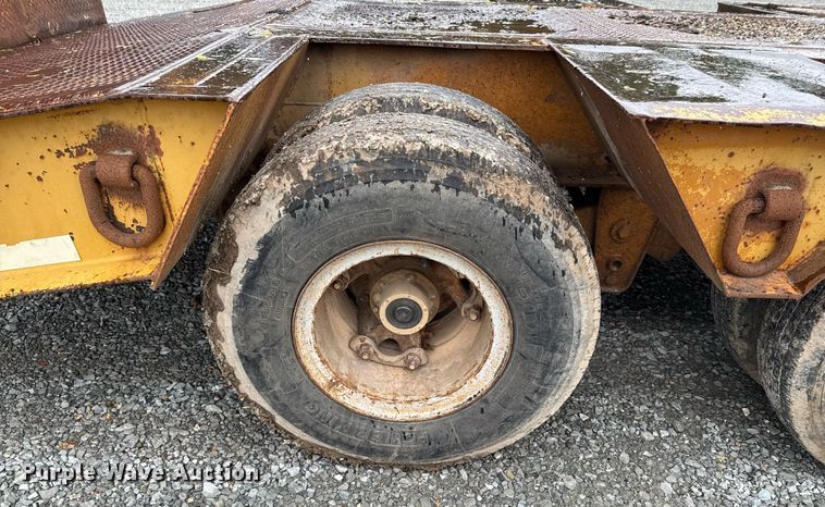 image for item DU9756 1986 Holden HLB36225 equipment trailer