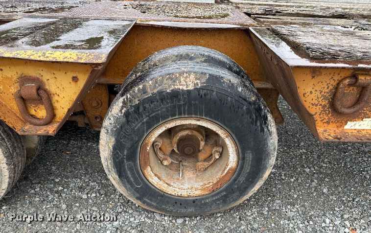 image for item DU9756 1986 Holden HLB36225 equipment trailer