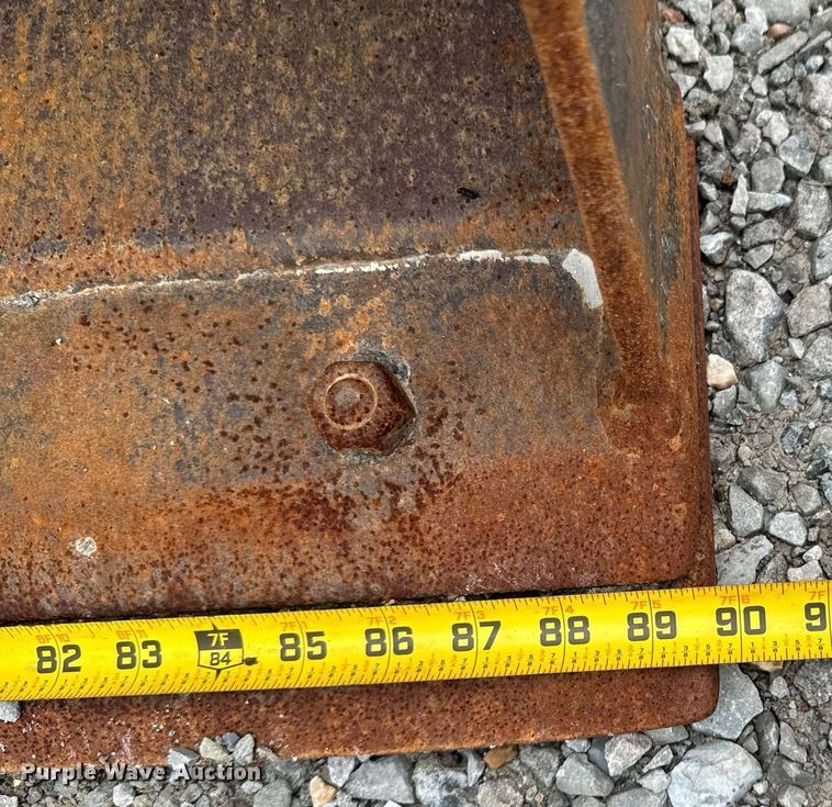 image for item DU9757 2006 New Holland B95 backhoe