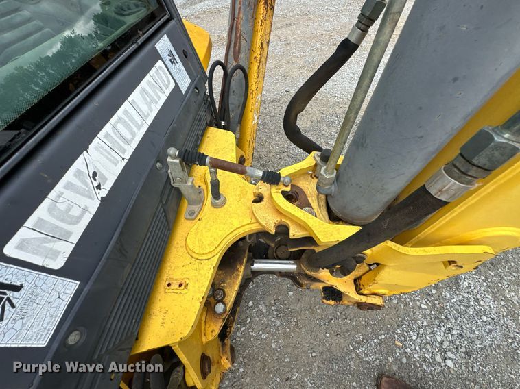 image for item DU9757 2006 New Holland B95 backhoe