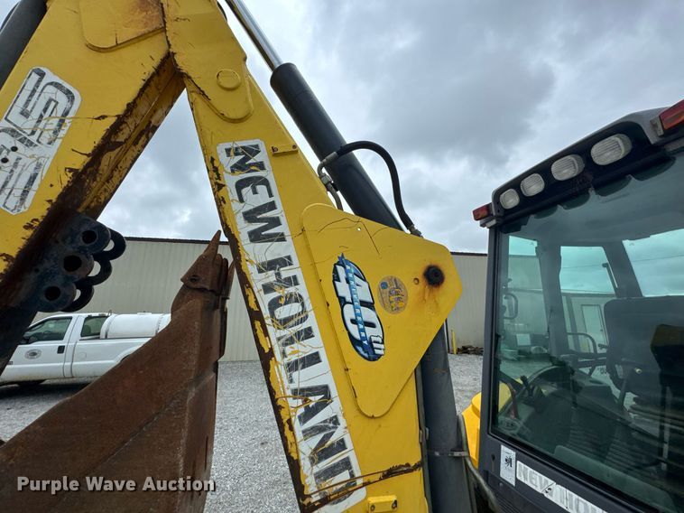 image for item DU9757 2006 New Holland B95 backhoe