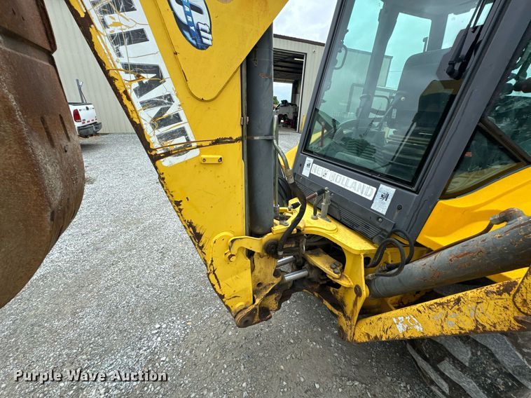 image for item DU9757 2006 New Holland B95 backhoe